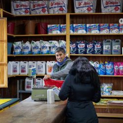 PERSONA DE CASA RABAL PATAGONIA